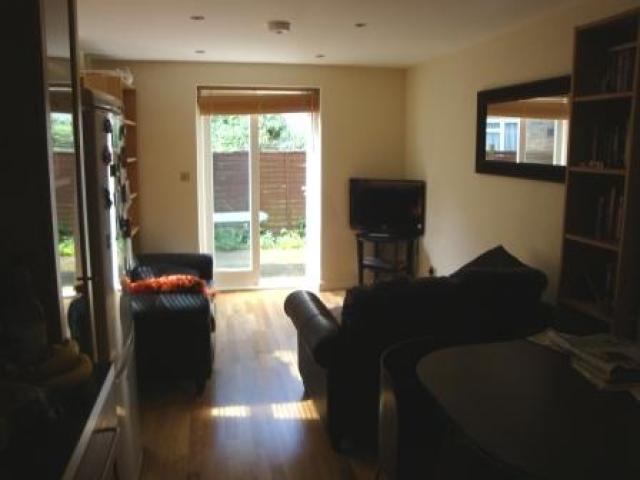 			NEW INSTRUCTION, 2 Bedroom, 1 bath, 1 reception Flat			 Portnall Road, QUEENS PARK/MAIDA VALE